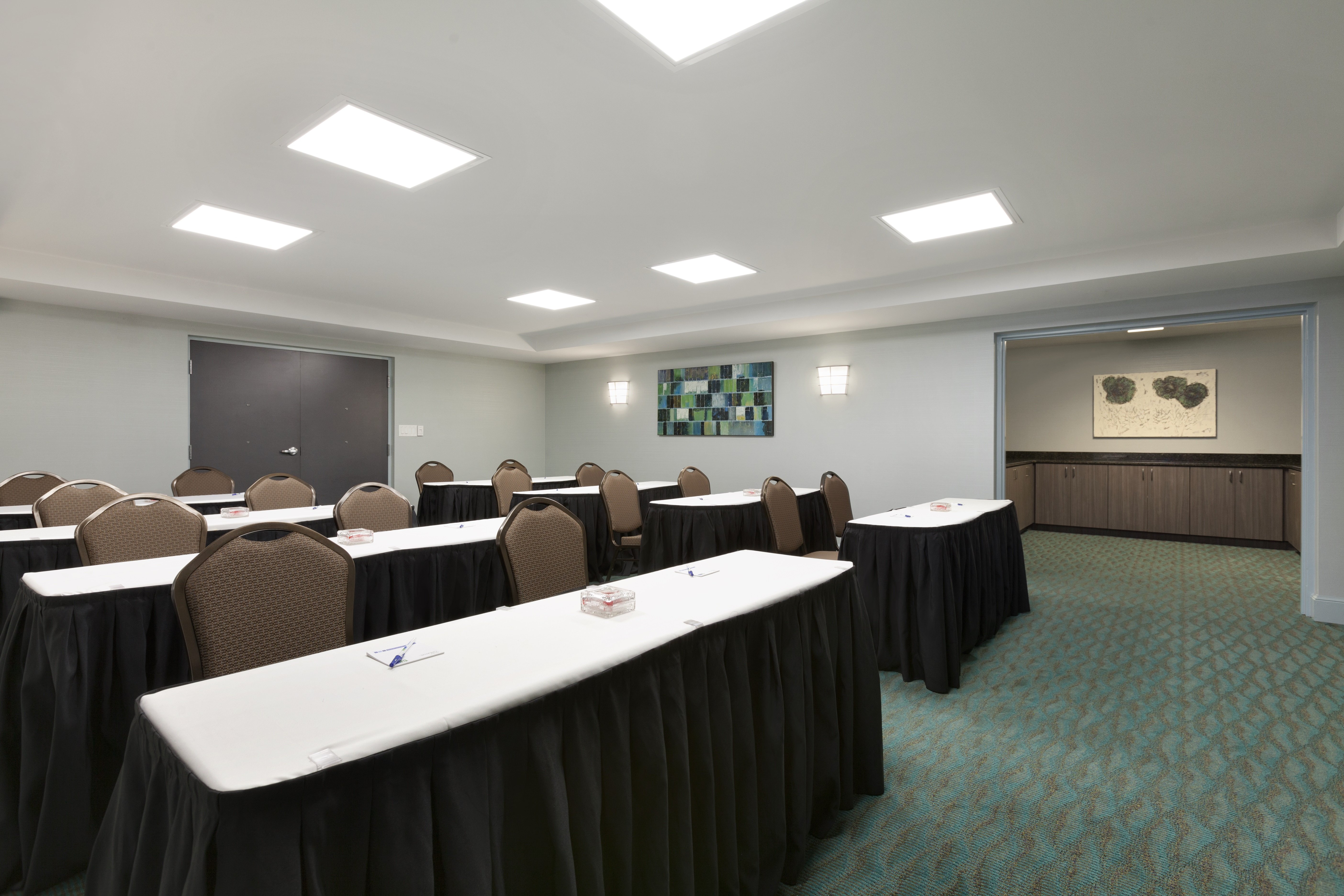 Holiday Inn Express Williamsburg North 63/71