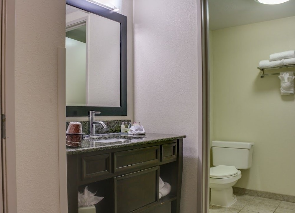 Club Hotel Nashville Inn Suites 21/67