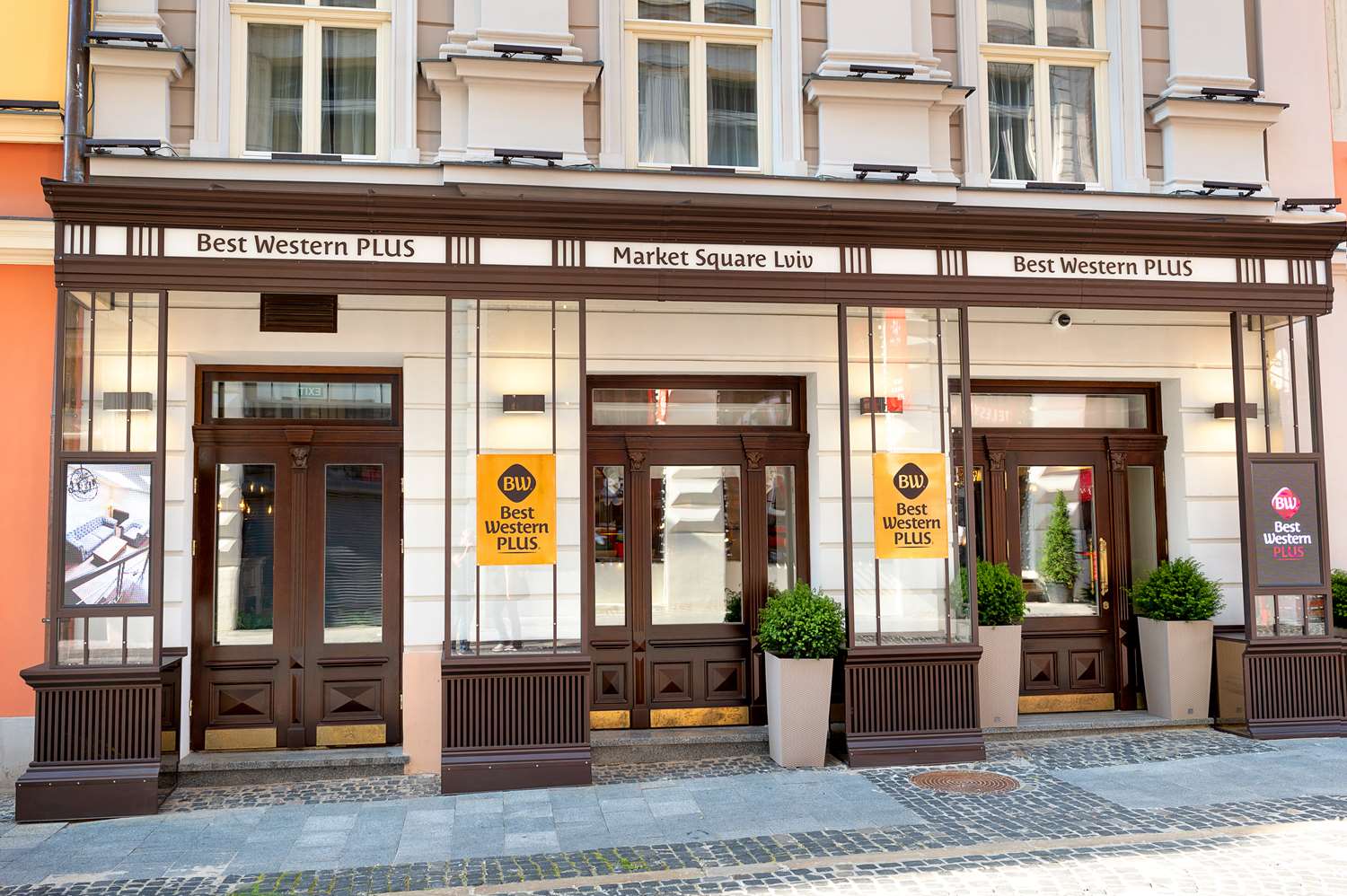 Best Western Plus Market Square Lviv 2/13