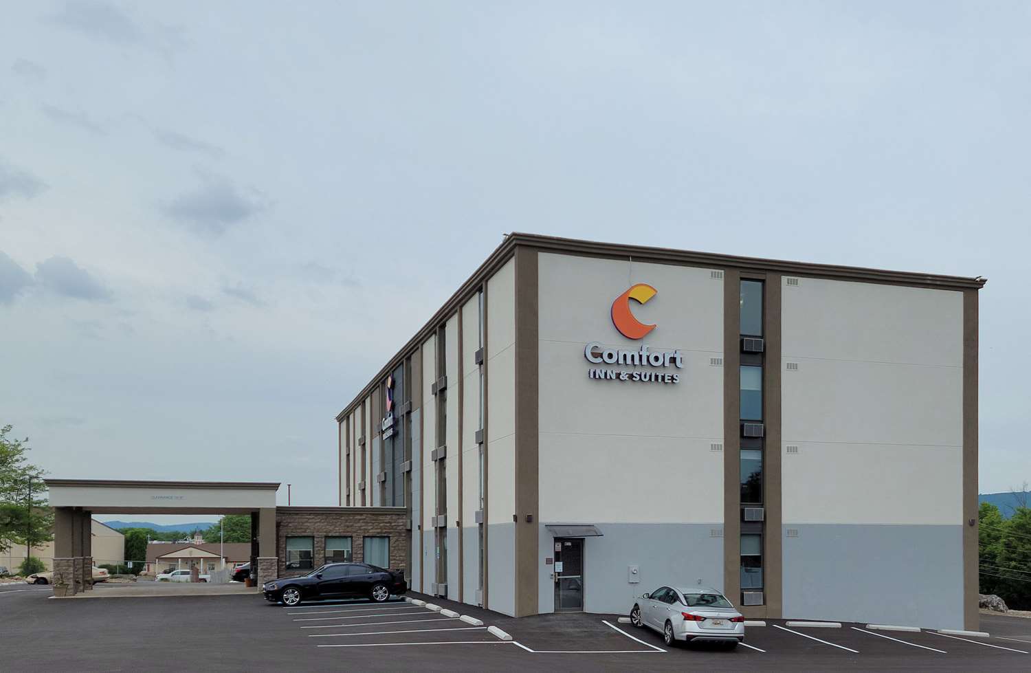 Comfort Inn & Suites Wyomissing/Reading 17/17