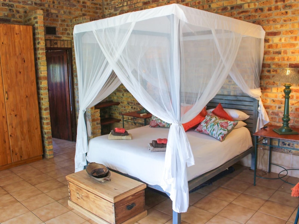 Masodini Private Game Lodge 15/47