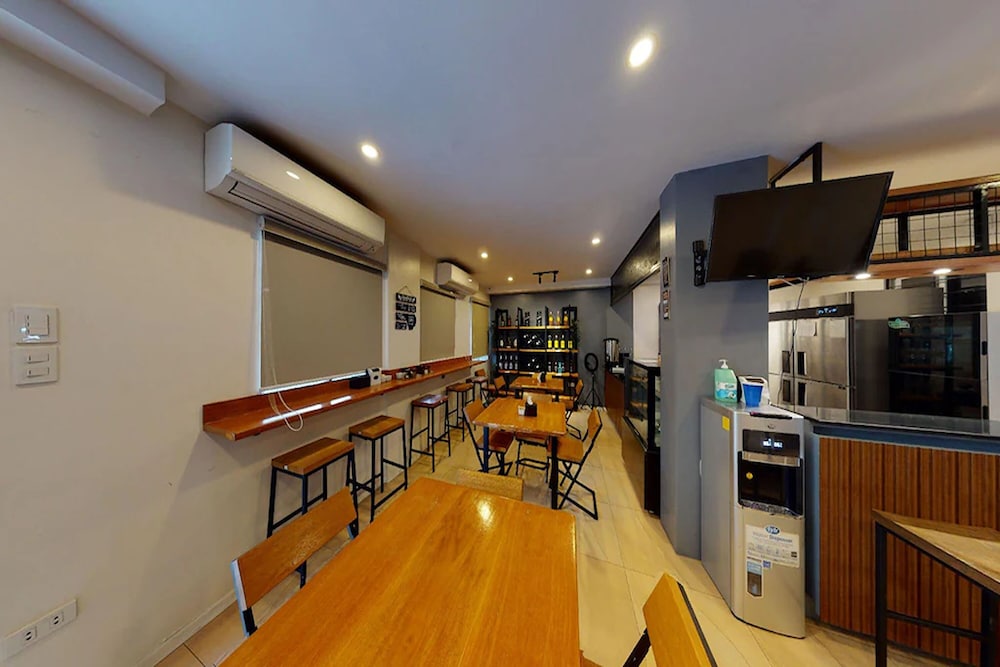 Khotel near T3 Airport 38/48
