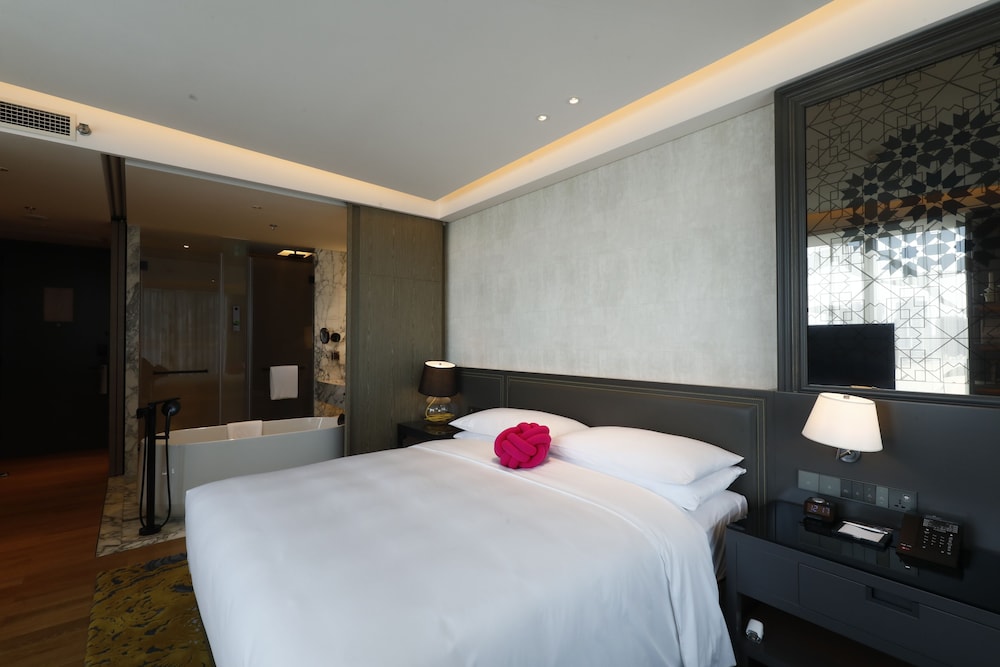 Renaissance Hangzhou Northeast Hotel 17/46