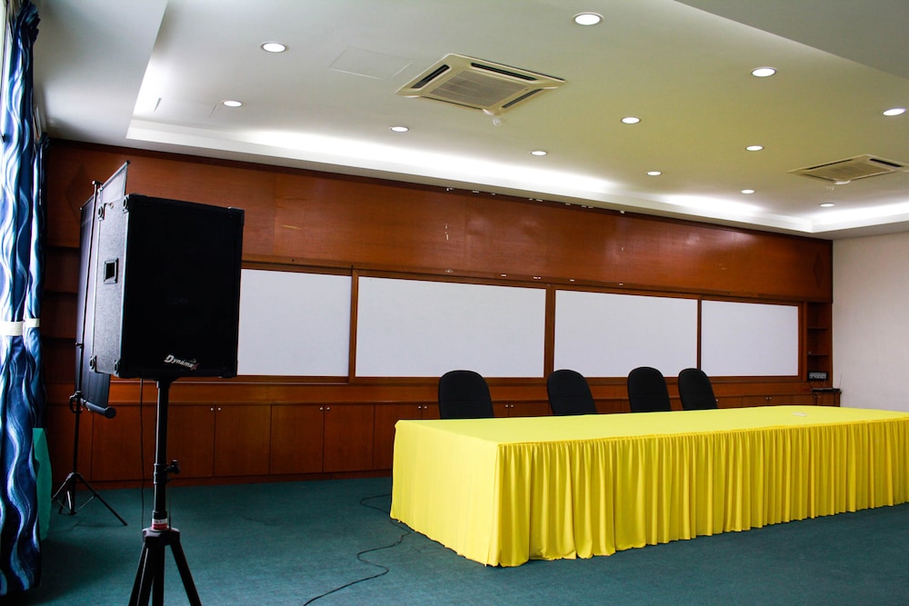 Angsana Hotel 14/61