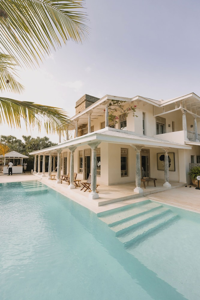 THE MAJLIS RESORT 8/78