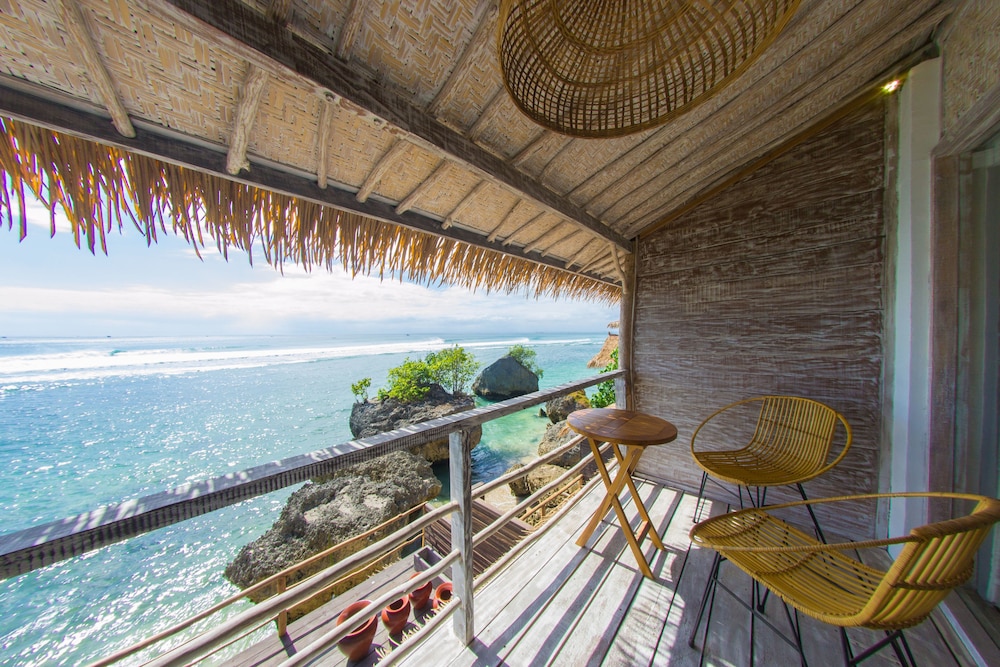 Le Cliff Bali 45/79