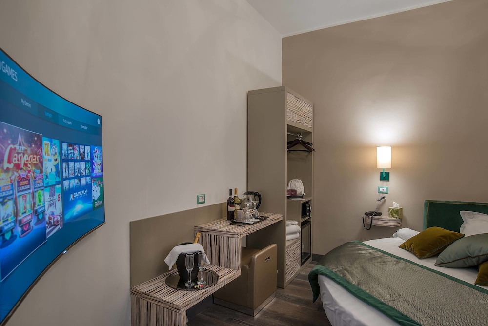 Colonna Suite 59/78
