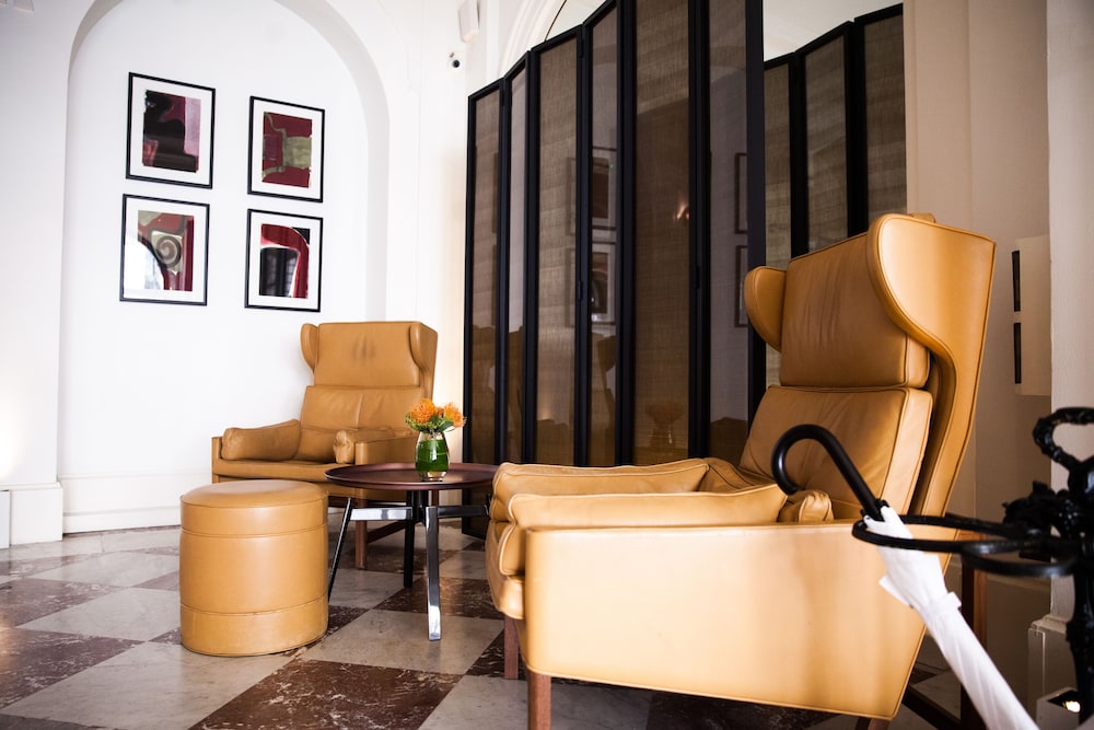 Hotel Vernet 5/46