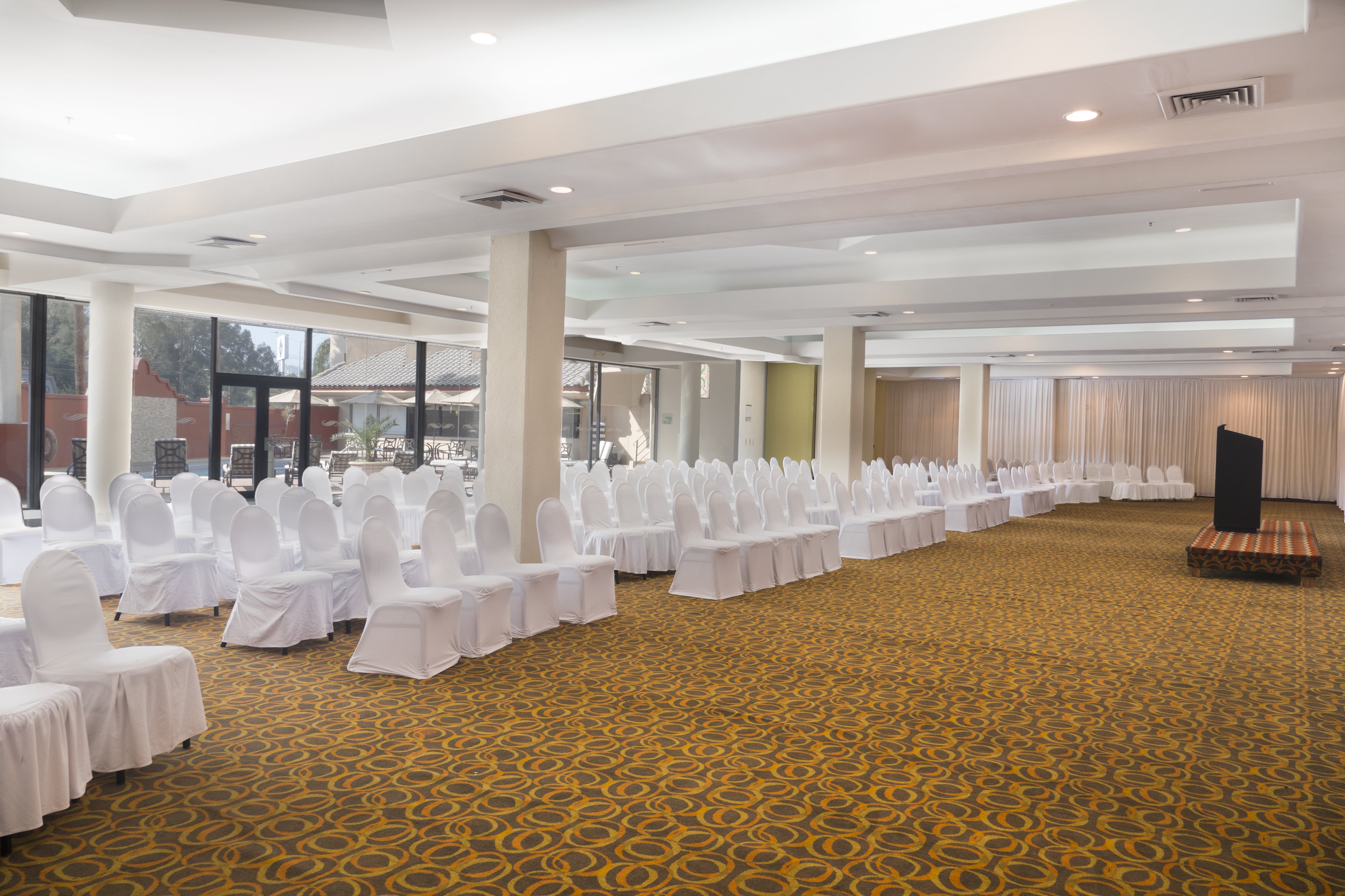 Holiday Inn Tijuana Zona Rio 43/74