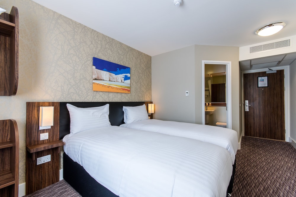 Room, Twin Beds