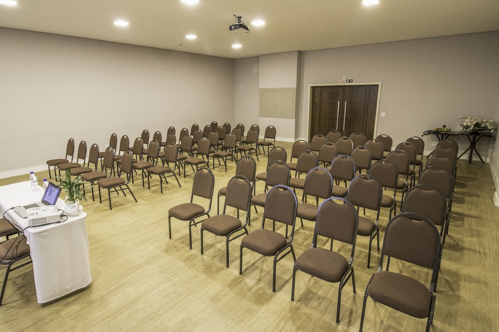 Viale Tower Hotel 44/53