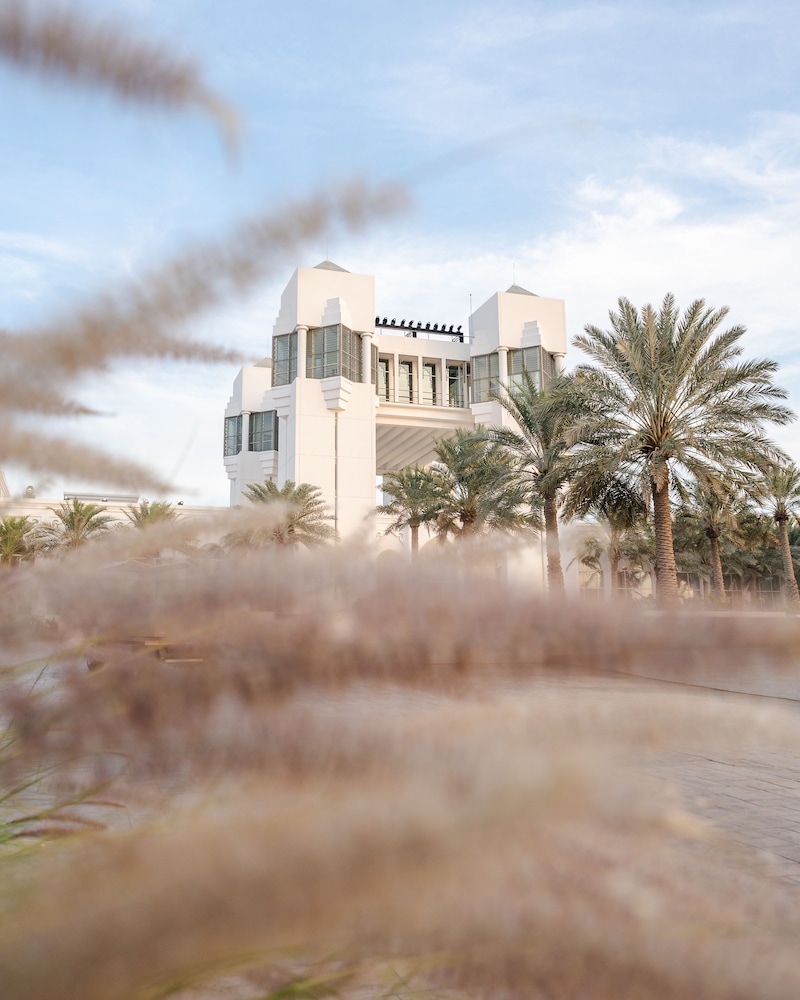 Raffles Al Areen Palace Bahrain 6/69