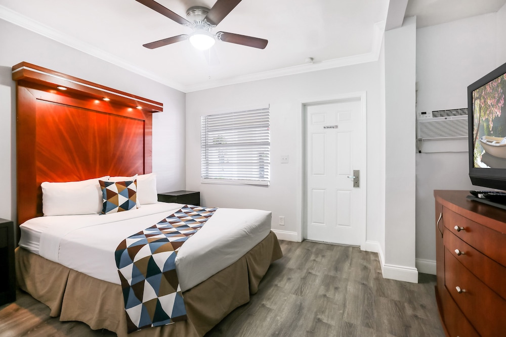 Hollywood Beach Hotels 38/92