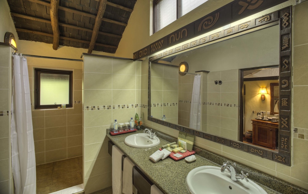 Sarova Mara Game Camp 49/50