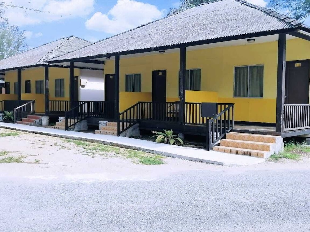 PCB Beach Resort 4/23