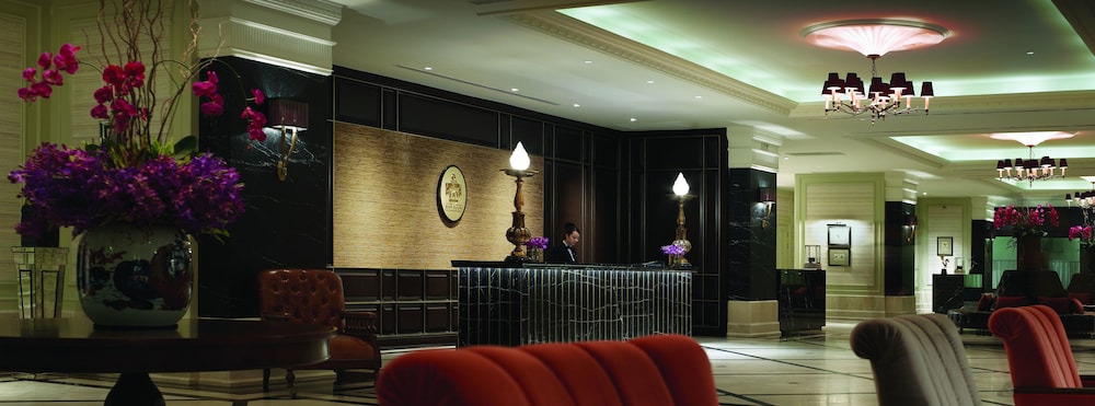 Eastern and Oriental Hotel Penang 8/71