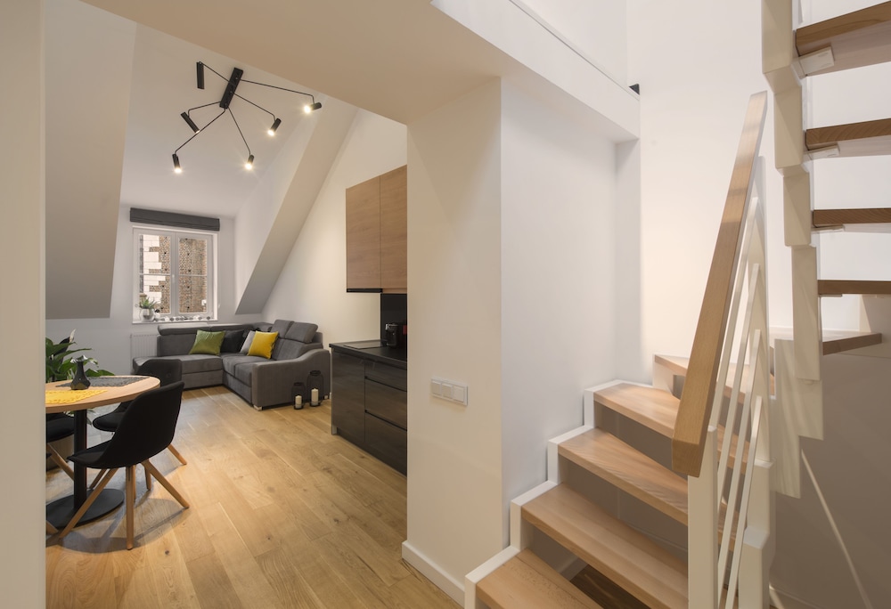 Bc29 Residence 29/37