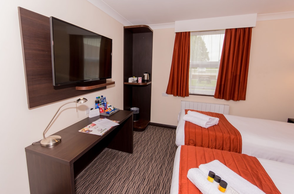 Dragonfly Hotel Colchester Formerly Quality Hotel Colchester 24/37