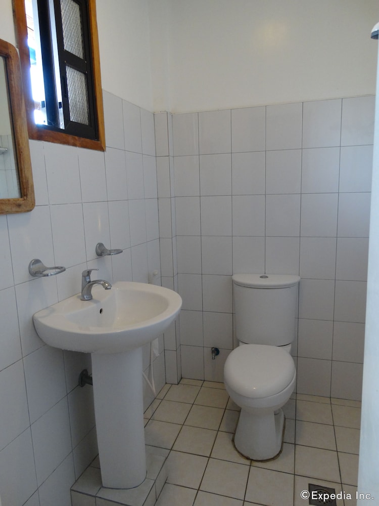 Hof Gorei Beach Resort 50/50