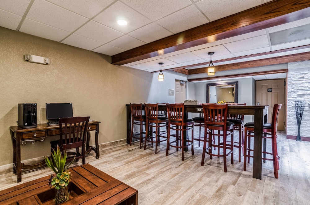 Quality Inn & Suites Winfield 37/44