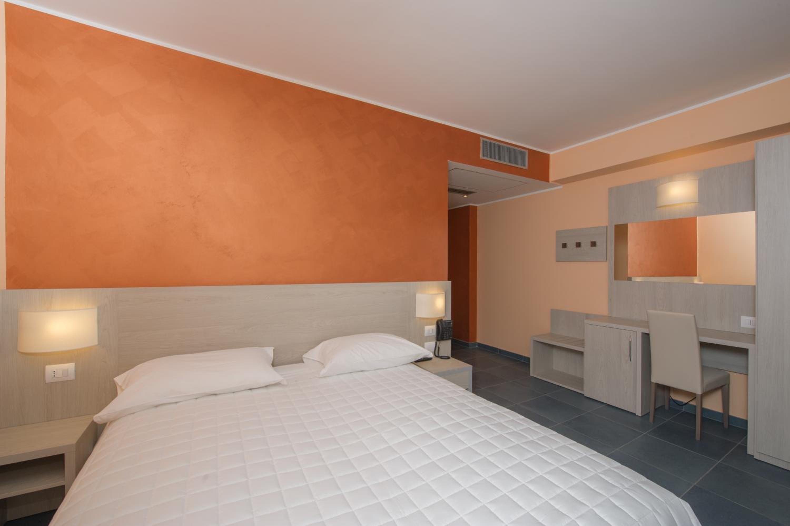 Hotel Testani Colleferro 16/58