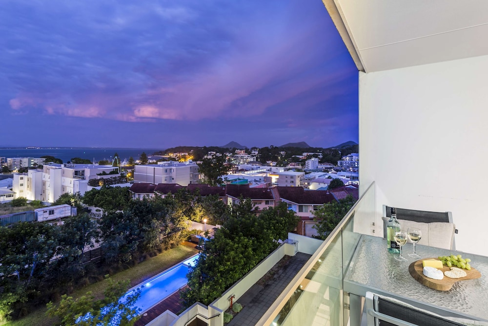 Oaks Nelson Bay Lure Suites 57/62
