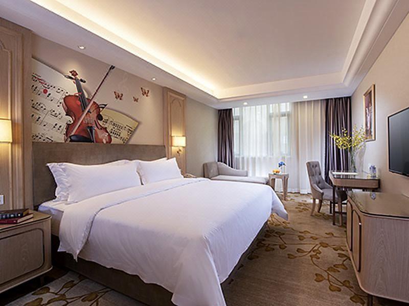 Deluxe, 2 Beds
