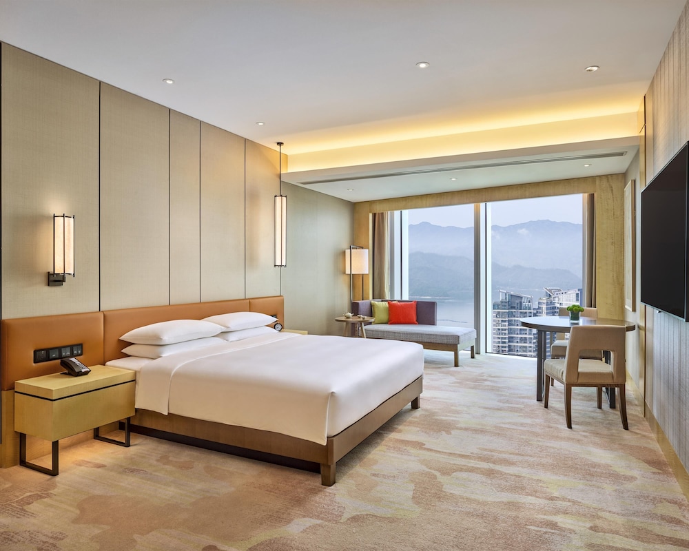 Hyatt Regency Shenzhen Yantian 25/68