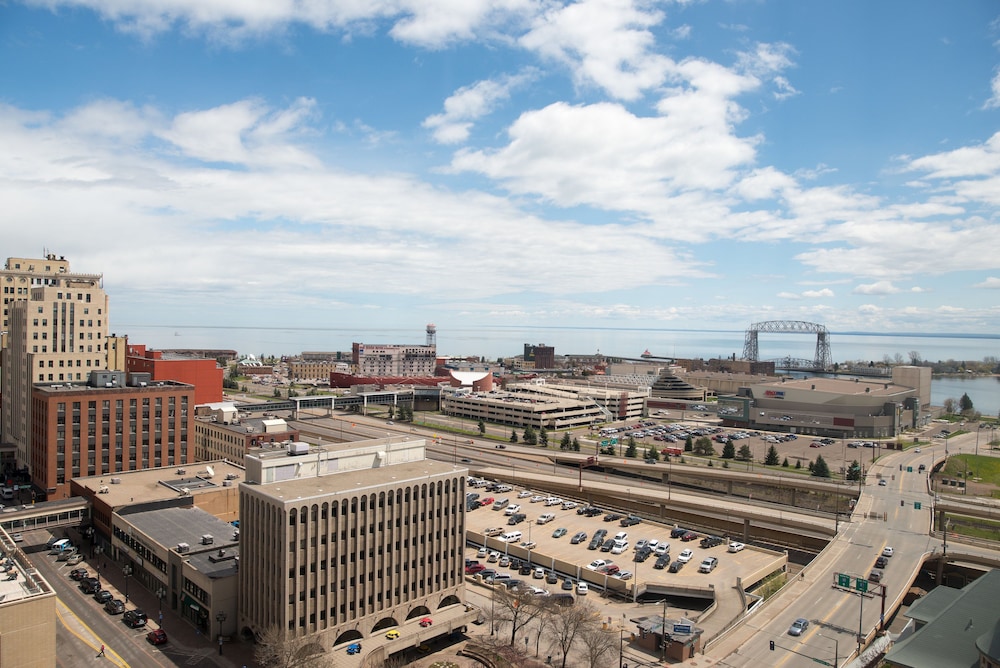 Radisson Hotel Duluth-Harborview 1/34