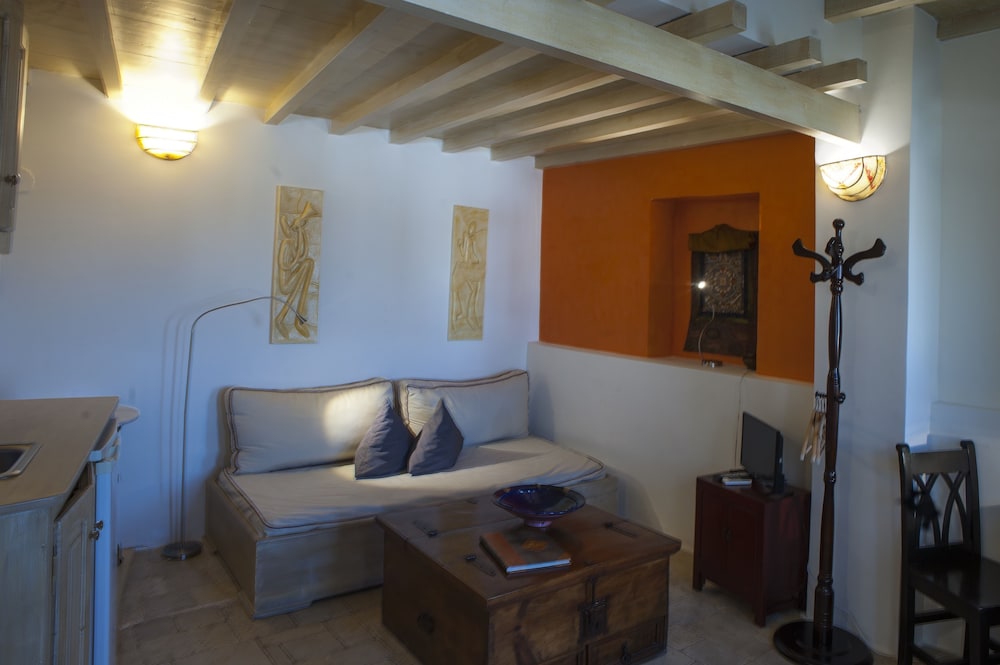 Heliophos Boutique Hotel 39/50