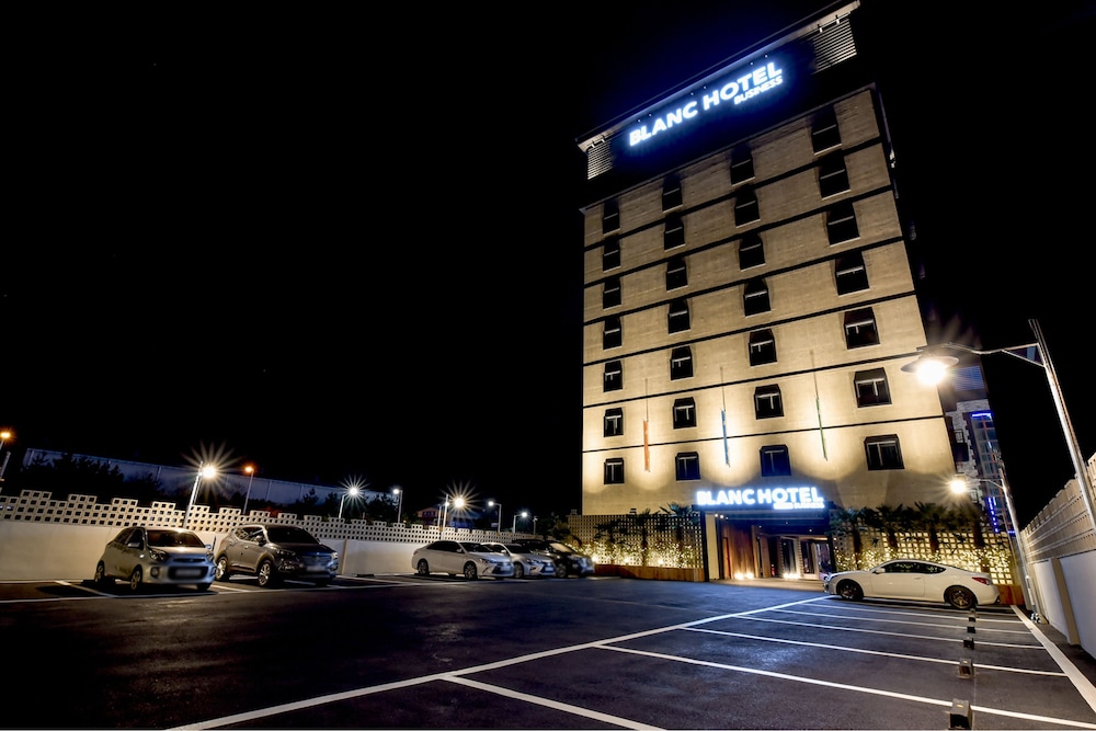 Blanc Business Hotel in BUSAN