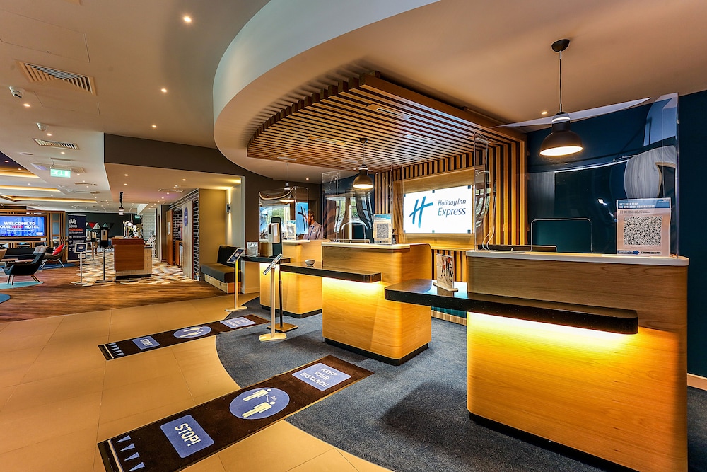 Holiday Inn Express Bicester 5/49