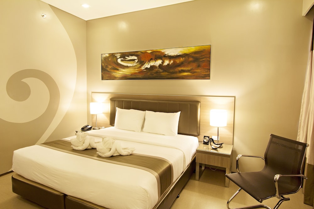 Bayfront Hotel Cebu - North Reclamation 18/67