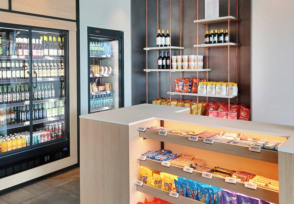 Holiday Inn - the niu, Hub Dusseldorf Messe by IHG 55/73