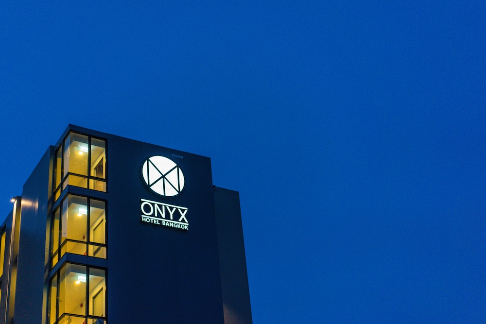 Onyx Hotel Bangkok 2/63