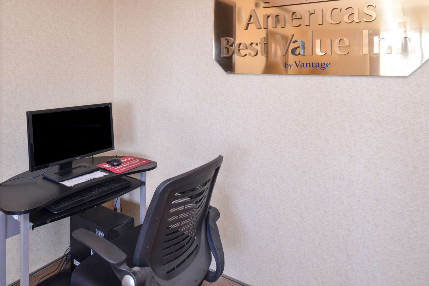 Americas Best Value Inn Pittsburgh Airport 32/36