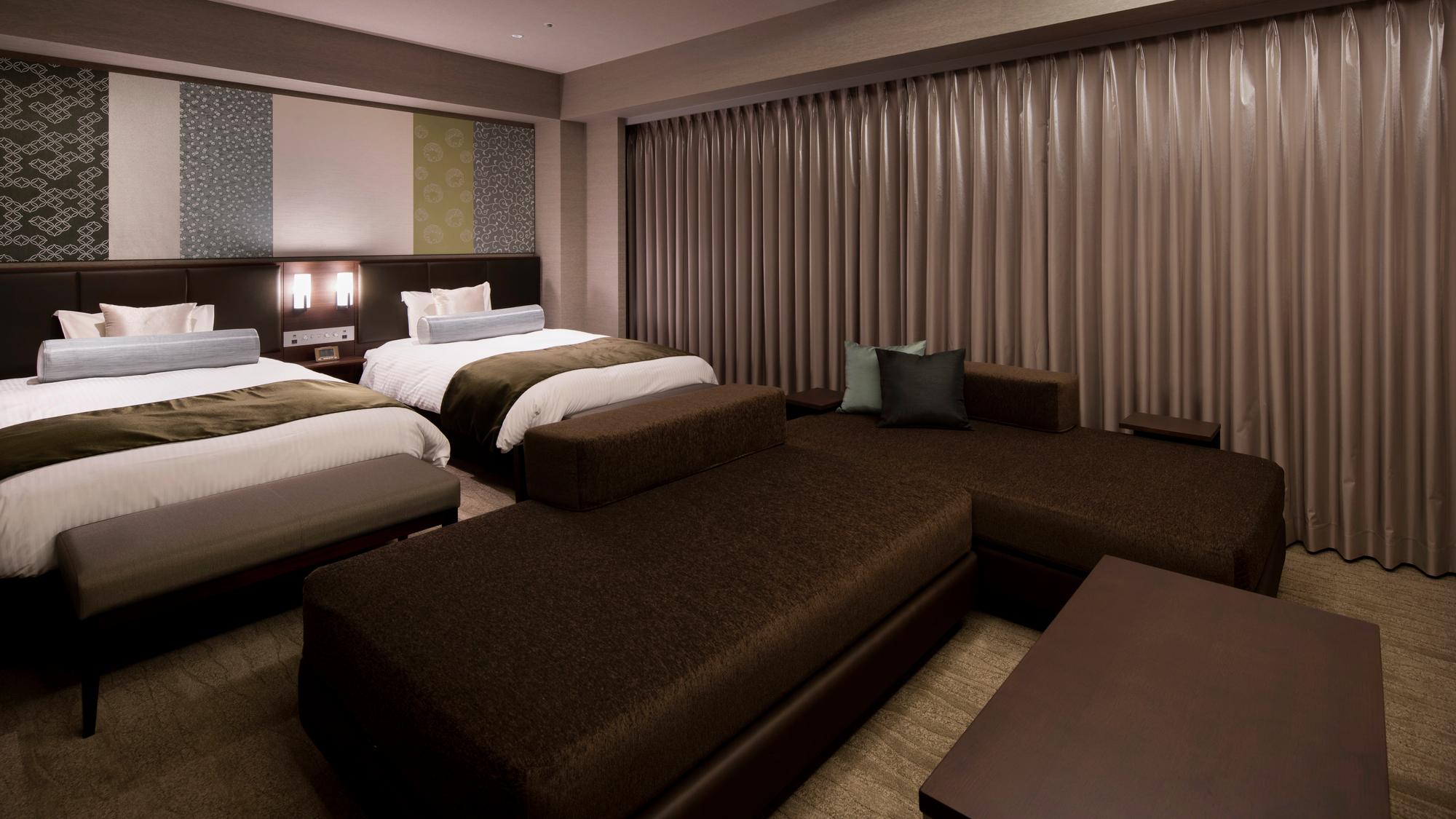 Semi Room, Luxury, Suite, Twin Beds, City View