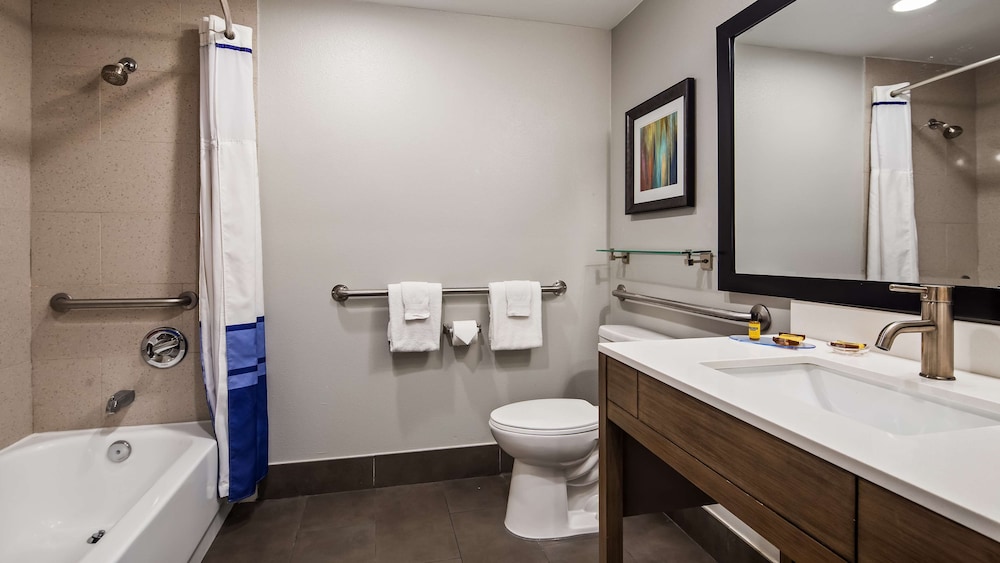 Best Western Plus Downtown North 14/36
