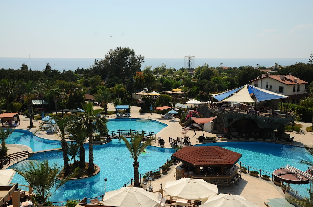 Armas Pemar Beach 8/60