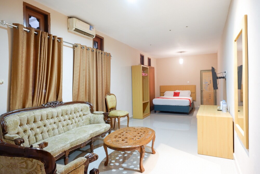 RedDoorz Plus @ Hotel Srikandi Kendari 30/50