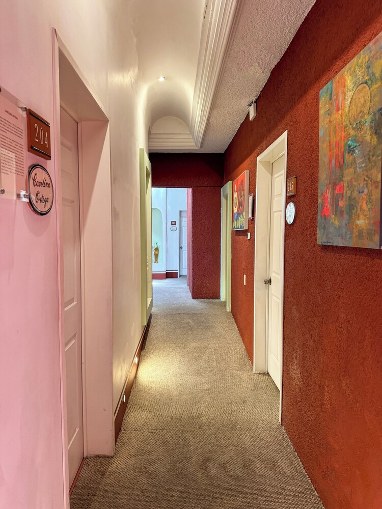 Portico Cultural Hotel 34/63