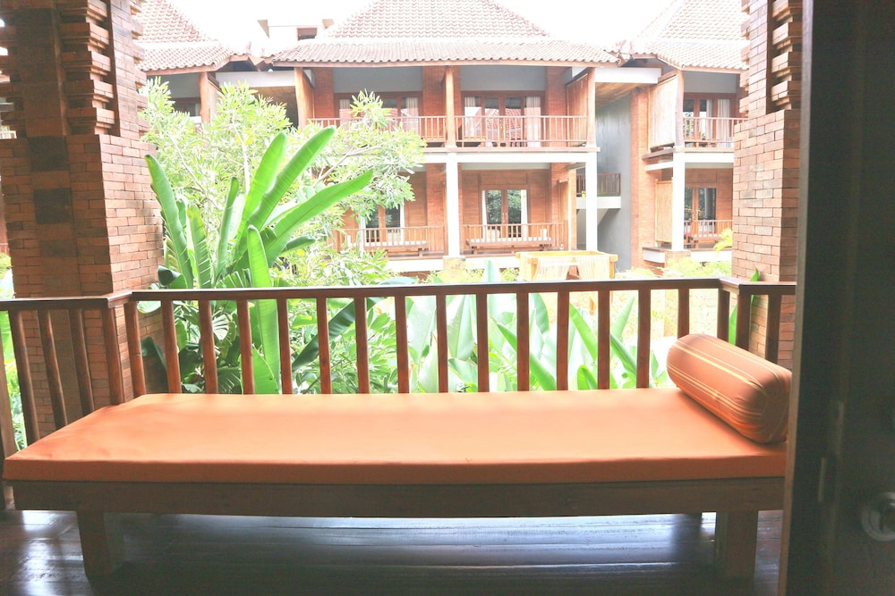 Grand Mega Resort and Spa Cepu 20/30