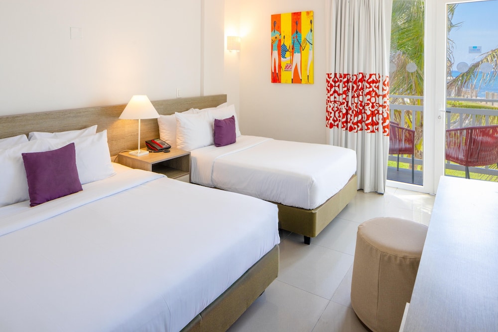 Decameron Maryland 15/50