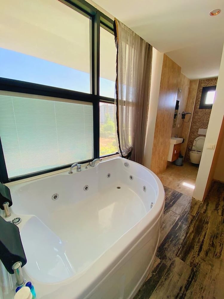Luna Mare Resort Otel 50/50