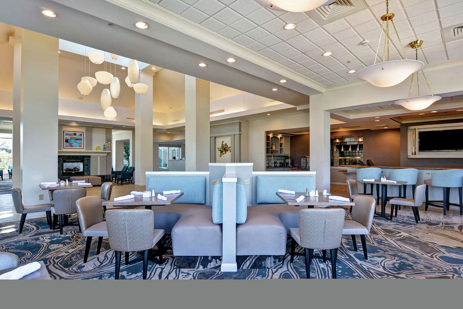 restaurant cafeteria