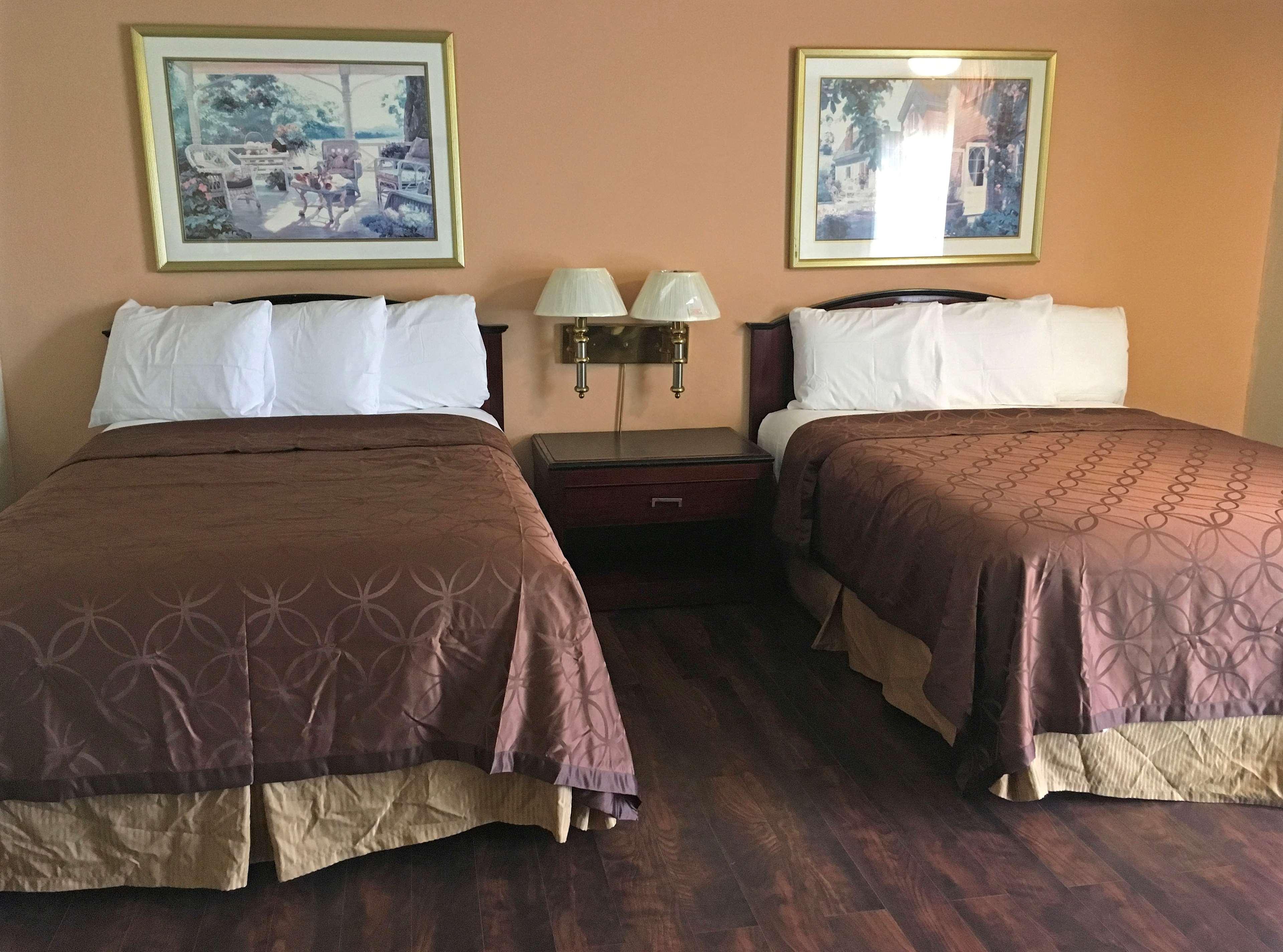 Americas Best Value Inn 10/22