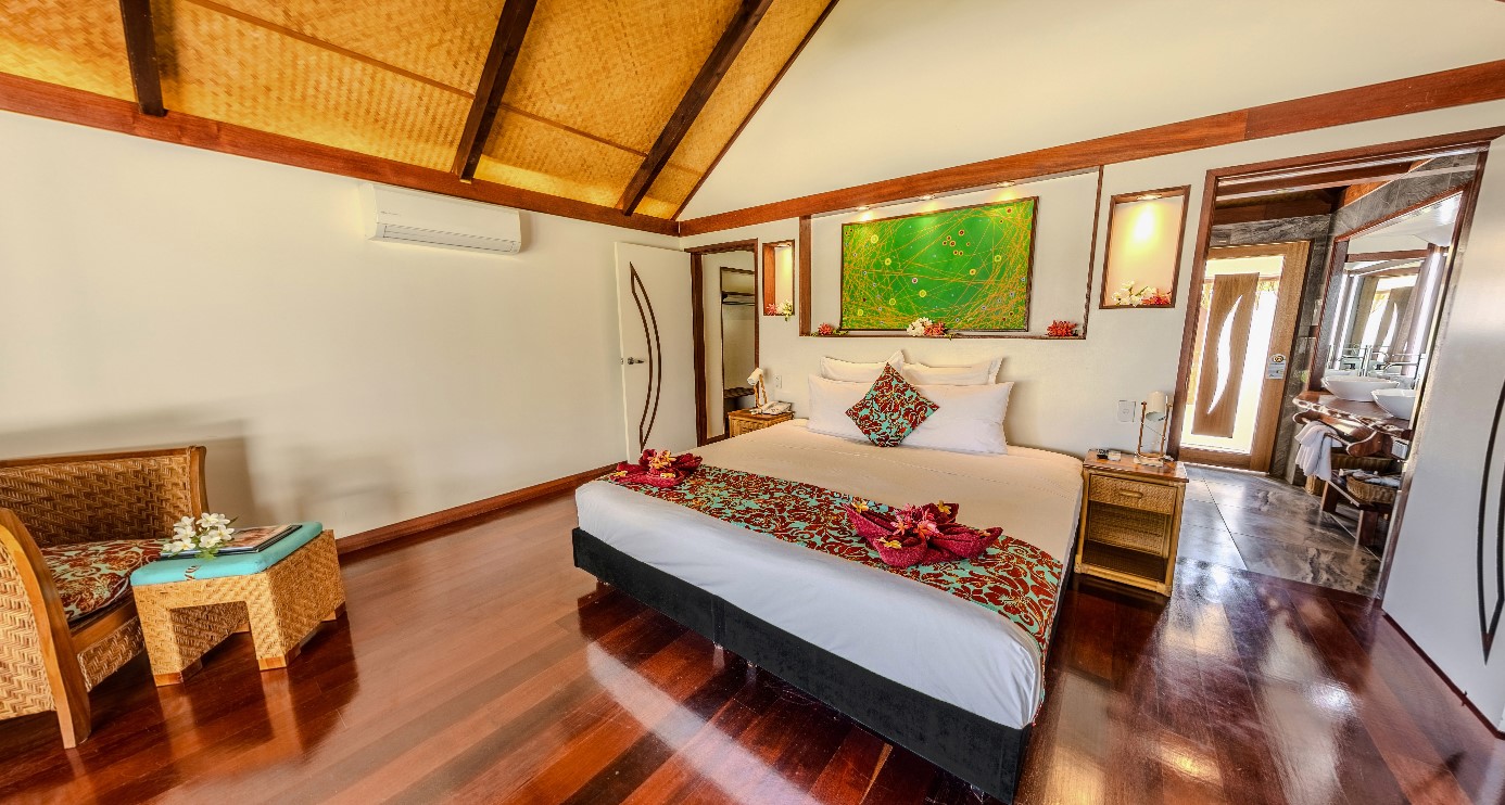 Bungalow, King Bed, Lagoon View