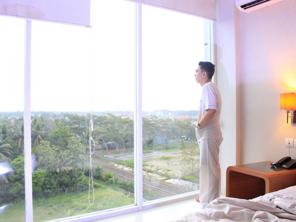 Noola Hotel Cilacap 41/68