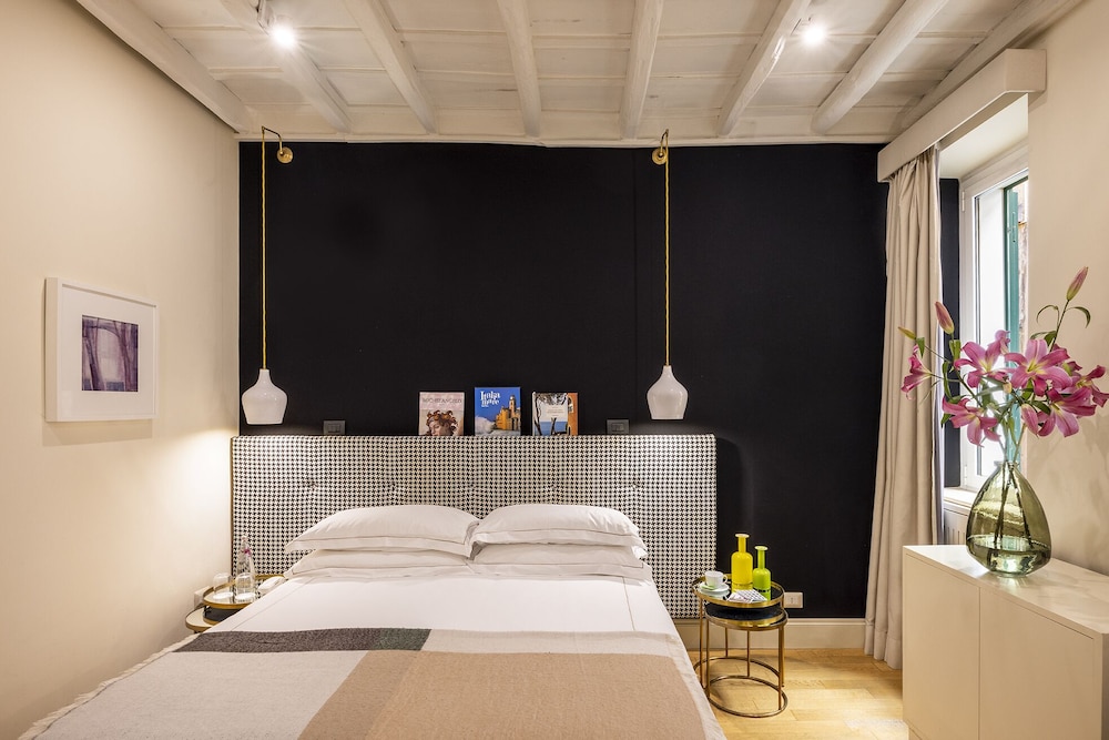 Nerva Boutique Hotel 11/72