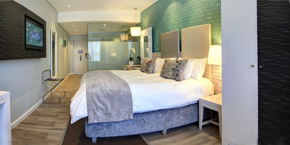 Protea Hotel By Marriott Mossel Bay 8/37